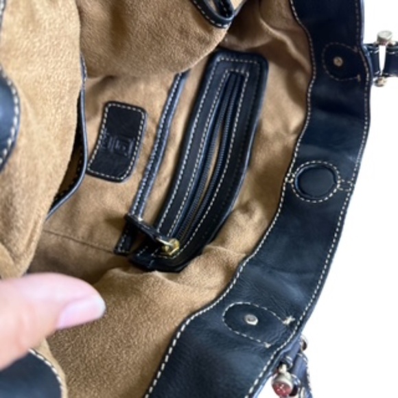 NWOT Liz Claiborne Black Pebble Leather Tote Bag - Picture 10 of 11